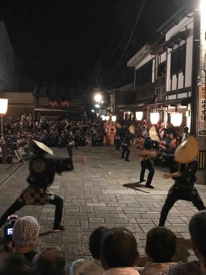 ヨーコのお宿 わくわく Toyama Station Esterno foto