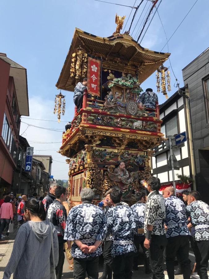 ヨーコのお宿 わくわく Toyama Station Esterno foto
